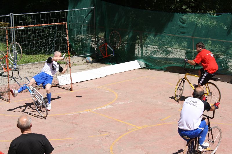 gal/Saison 2011/Cycle_Balle_Rombas_25_26_juin_2011/cycle_balle_2011___rombas_005.jpg